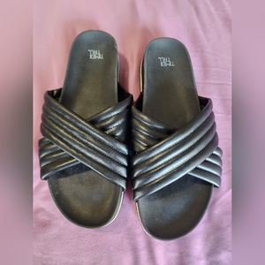 Tine and Tru Sandles